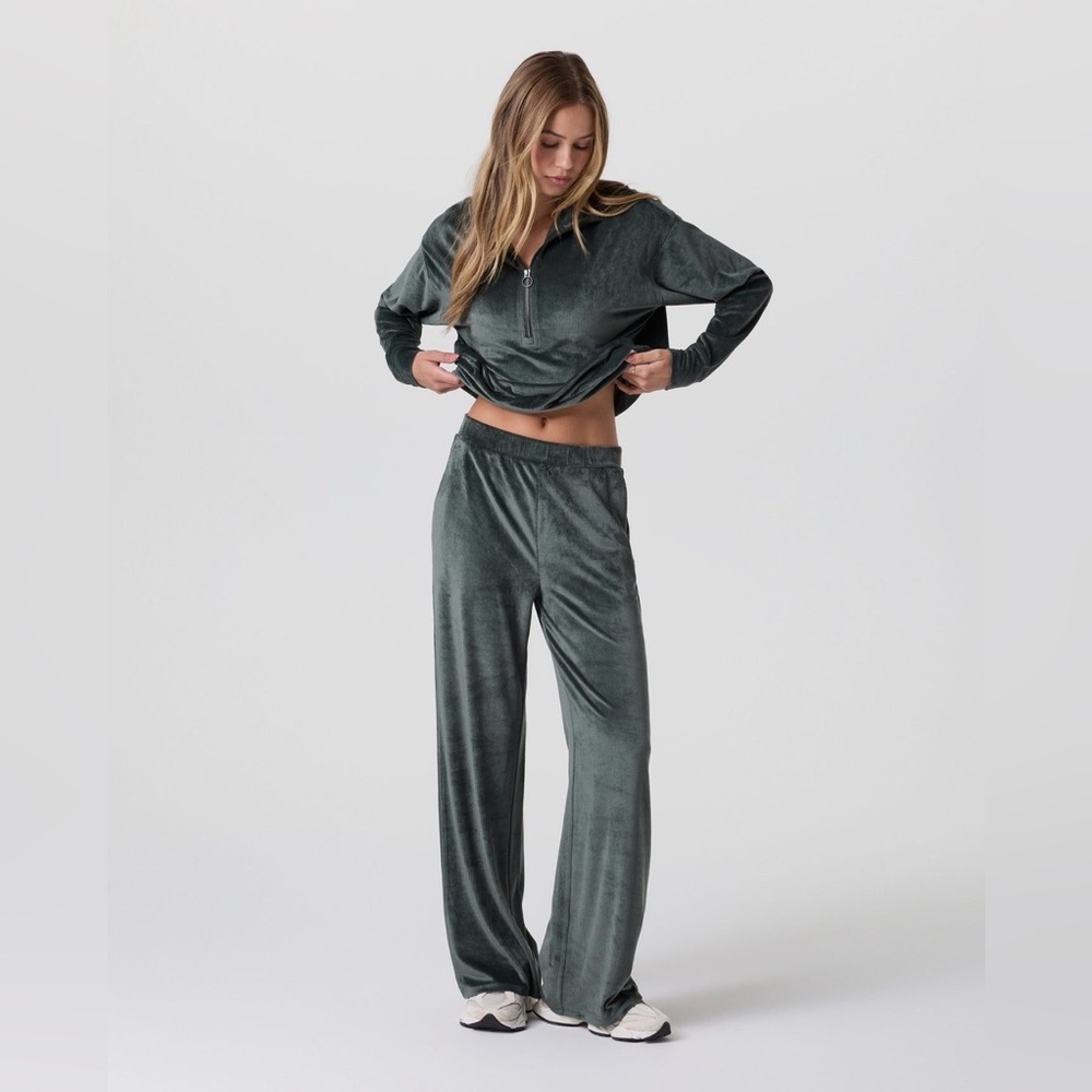 EUC Vuori Haven Pants